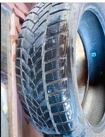 2 Pneumatici invernali 195-55-R20-95H