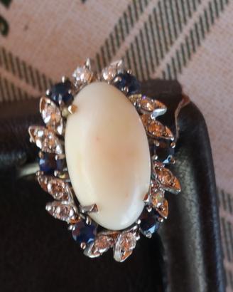 Anello con corallo rosa