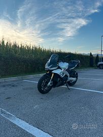 Aprilia tuono 1100 v4