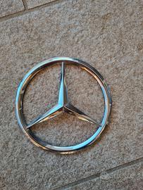 Stemma Mercedes, Logo mercedes Argento ori