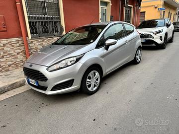 Ford Fiesta 1200