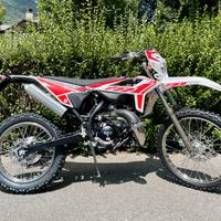 Beta RR 50 Enduro Bianco 2025 NUOVA