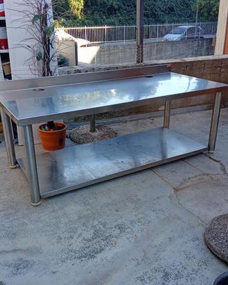 banco in accaio inox
