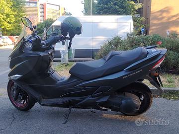 Suzuki Burgman AN 400 2018