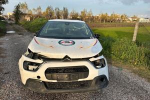 Citroen C3 BlueHDi 100 S&S Shine