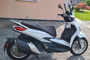Piaggio Beverly 400 - 2023