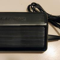 Piedino per macchina da cucire.