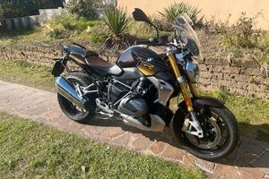 BMW R1250R