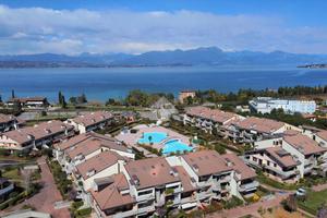 3 LOCALI A DESENZANO DEL GARDA