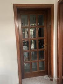 Porta in legno e vetri