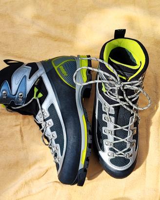 Scarponi alpinismo Asolo