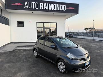 Toyota Aygo 1.0 5 Porte Cambio Automatico
