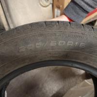 Gomme estive 205/60 R16