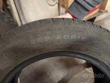 Gomme estive 205/60 R16