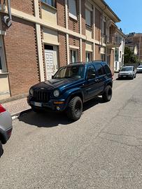 Jeep Cherokee 2.8 CRD