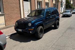 Jeep Cherokee 2.8 CRD