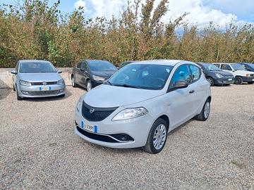 Lancia Ypsilon 1.2 69 CV solo 94.000km