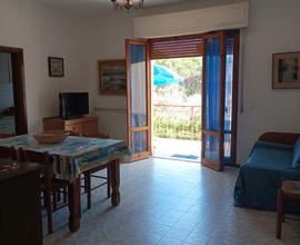 Principina a mare trilocale vicino spiaggia