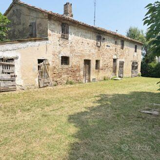 Rudere con ampio terreno, N/348 - Altro