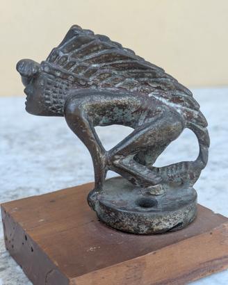 statuetta bronzo mascotte auto nativo americano 