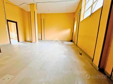 NEGOZIO A NOVI LIGURE