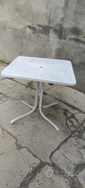 Tavolo in ferro 