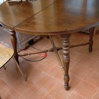 TAVOLO TONDO ALLUNGABILE 