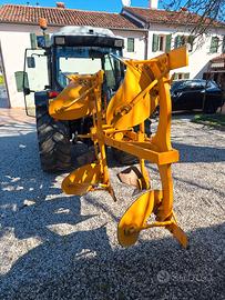 aratro bivomere moro