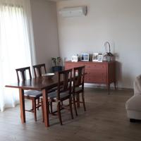 tavolo in legno + 4 sedie omaggio