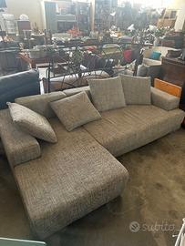 Divano letto con chaise longue