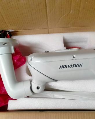 Telecamera IP POE HikVISION 3MP
