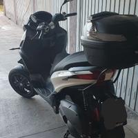 Piaggio MP3 300 hpe – Guidabile con Patente B