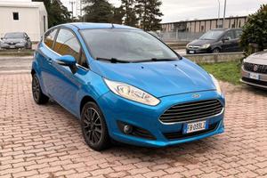 Ford Fiesta 1.4 3 porte Bz.- GPL Black & White Edi