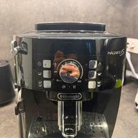 De Longhi Magnifica S