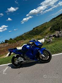 CBR 600RR solo 4.350km come nuovo!
