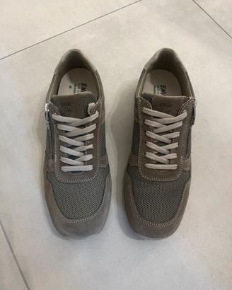 Sneaker’s Enval Soft