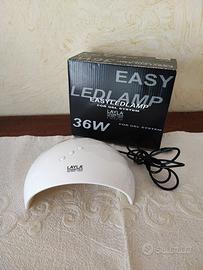 lampada per unghie 
