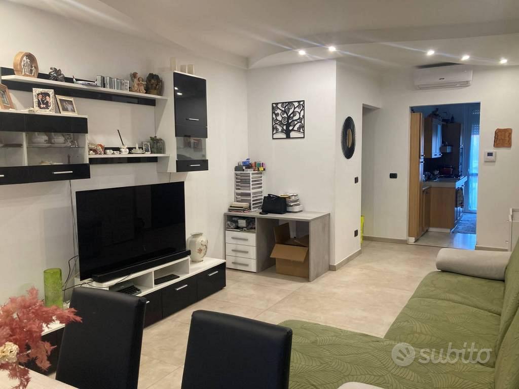 Apartment in Milano, Rogoredo, Municipio 4 - Altro