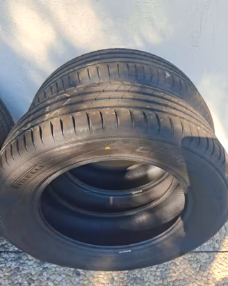 4 gomme 215/60 R16 95V – Pirelli DOT 2024 + Falken