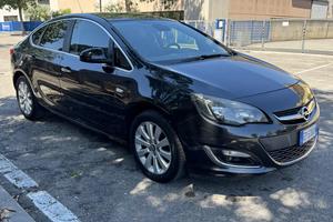 Opel Astra 1.7 CDTI Edition 2013