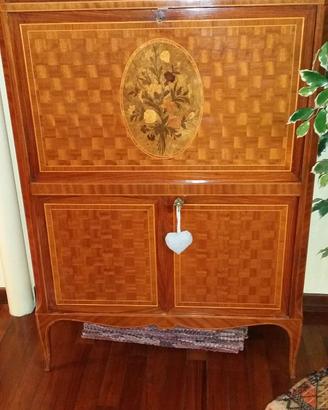 mobile bar con ribalta vintage
