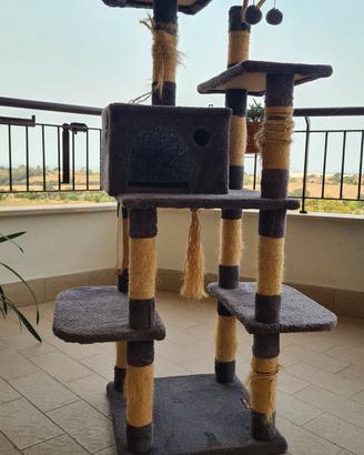 Torre tiragraffi gatti - VENDUTO 