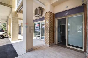 Locale Commerciale - Acireale