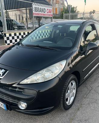 Peugeot 207 1.4 8V X Line - 2009