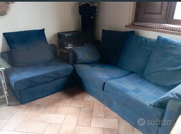 Divano in tessuto blu sfoderabile 