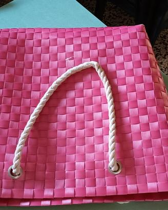 borsa da spesa e mare