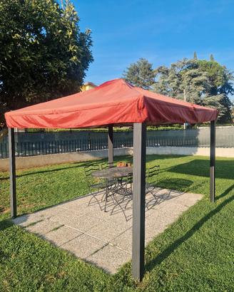 Gazebo Tavolo e Sedie