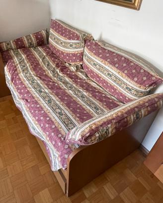 Divano letto e armadio