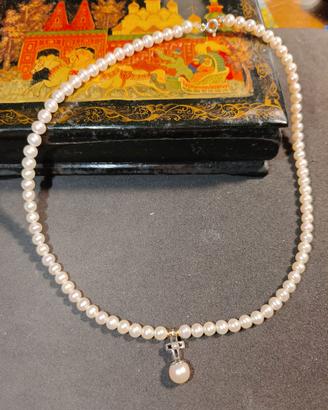 COLLANA  GIRO COLLO PERLE AKOYA CON PENDENTE