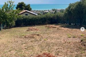 Cartolina sul mare - Terreno edificabile Tortoreto